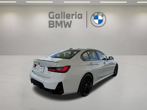 New 2026 BMW 330i xDrive Sedan w/ M Sport Package AWD/4WD image 6