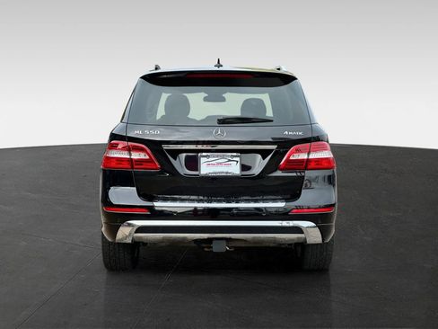 Used 2012 Mercedes-Benz ML 550 4MATIC image 6
