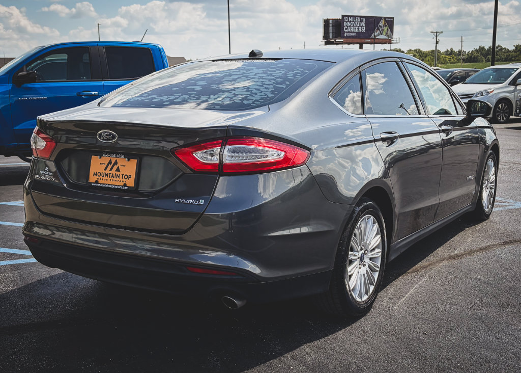 Used 2016 Ford Fusion S FWD image 26