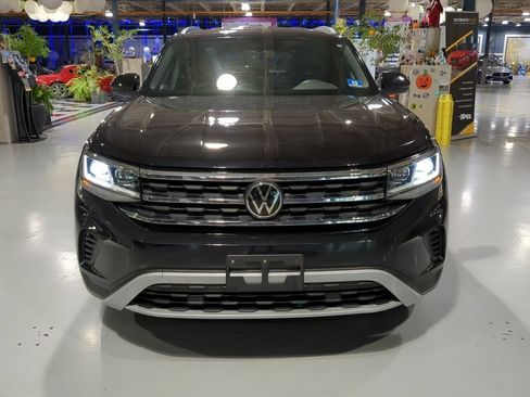 Used 2020 Volkswagen Atlas Cross Sport SE AWD/4WD image 3