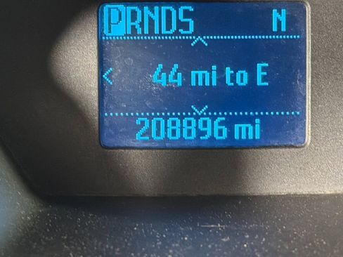 Used 2015 Ford Transit Connect XL image 26