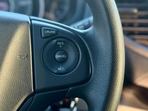 Used 2012 Honda CR-V LX image 17