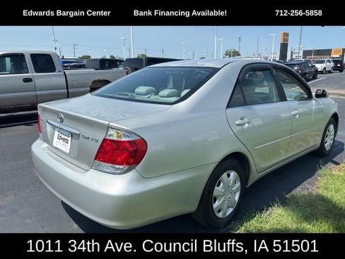 Used 2005 Toyota Camry LE image 8