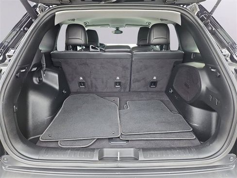 Used 2019 Jeep Cherokee Limited w/ Trailer Tow Group image 36