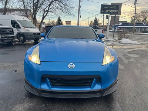 Used 2010 Nissan 370Z Coupe w/ Sport Pkg image 7