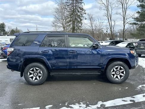 Used 2019 Toyota 4Runner TRD Off-Road Premium image 3