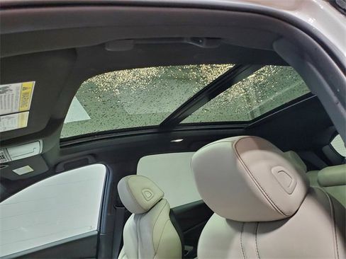 Certified 2025 Acura RDX SH-AWD image 25