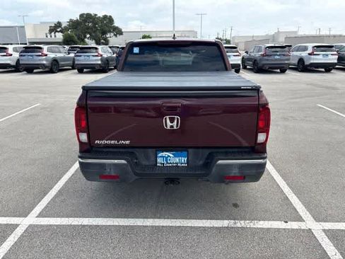 Used 2017 Honda Ridgeline RTL-T image 4