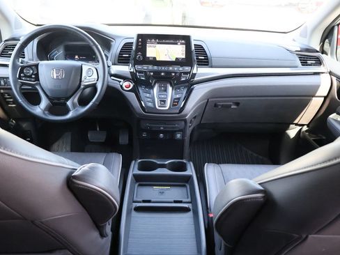 Certified 2024 Honda Odyssey Elite image 15