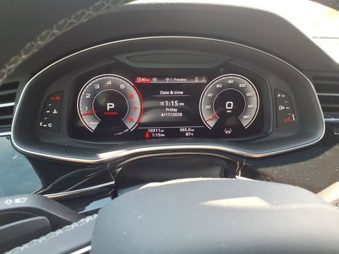 Used 2024 Audi Q8 Prestige w/ Prestige Package AWD/4WD image 11
