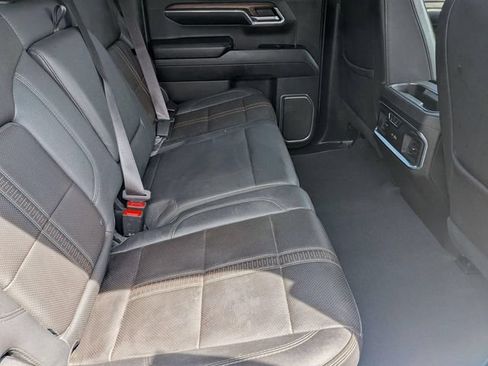 Used 2023 Chevrolet Silverado 1500 High Country w/ Technology Package AWD/4WD image 28