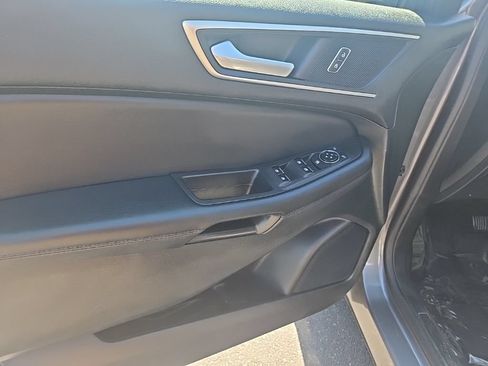Used 2024 Ford Edge SEL AWD/4WD image 9