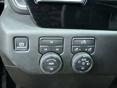 New 2026 Chevrolet Silverado 2500 LT image 13