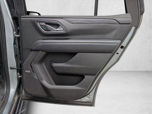 Used 2024 GMC Yukon SLT image 14