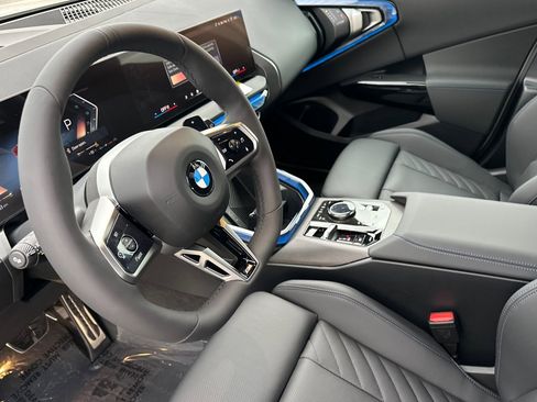 New 2026 BMW X3 xDrive30 w/ Premium Package image 7