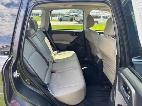 Used 2018 Subaru Forester 2.5i Limited AWD/4WD image 13