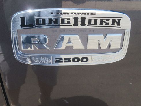 Used 2016 RAM 2500 Longhorn w/ Convenience Group AWD/4WD image 14