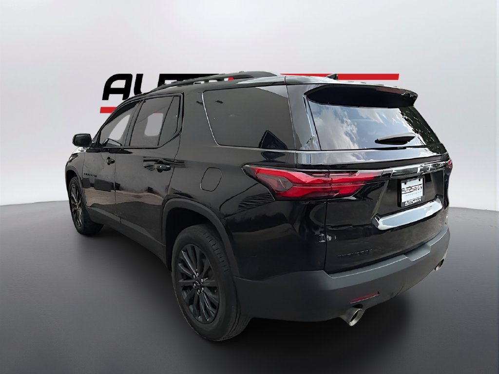 Used 2023 Chevrolet Traverse RS FWD image 5