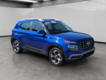 Used 2023 Hyundai Venue SEL
