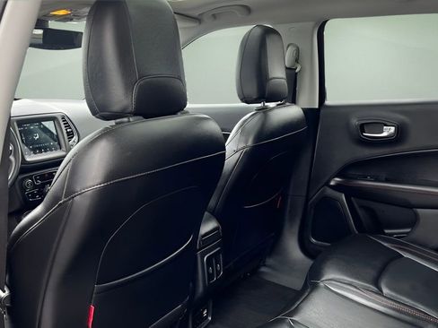 Used 2018 Jeep Compass Trailhawk w/ Leather Interior Group image 18