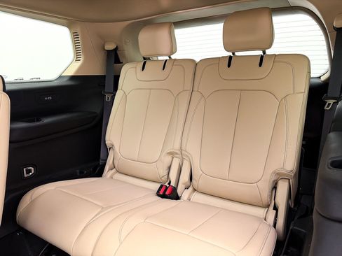 Used 2021 Jeep Grand Cherokee L Limited image 42