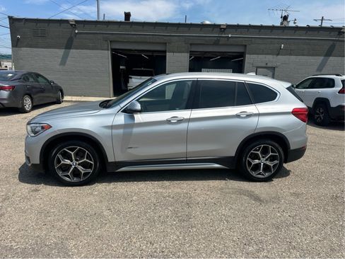 Used 2016 BMW X1 xDrive28i AWD/4WD image 2