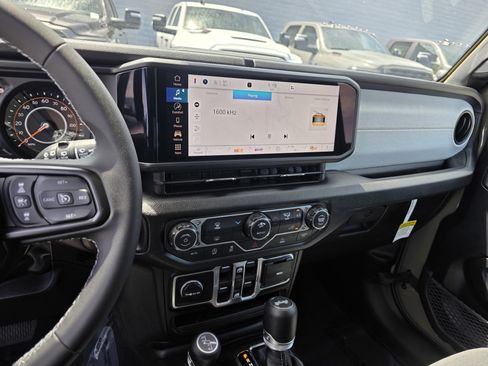 New 2026 Jeep Wrangler Unlimited Sport AWD/4WD image 15