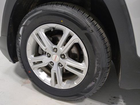 Used 2020 GMC Terrain SL image 31