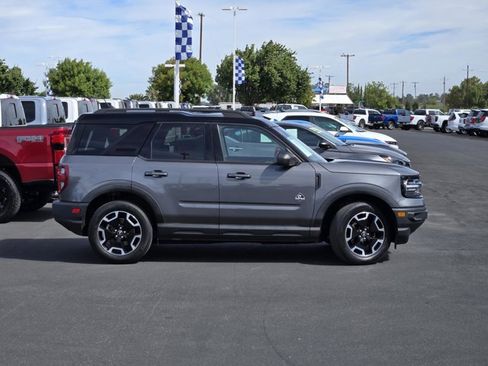 Certified 2021 Ford Bronco Sport Outer Banks AWD/4WD image 3