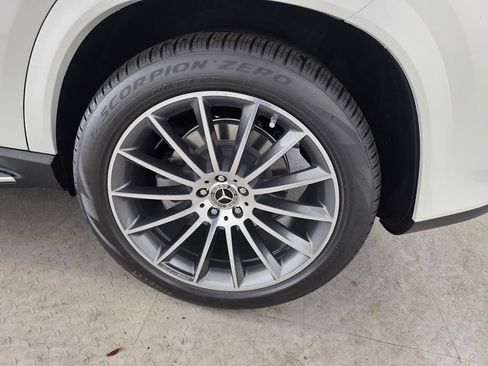 New 2026 Mercedes-Benz GLE 450 4MATIC image 12