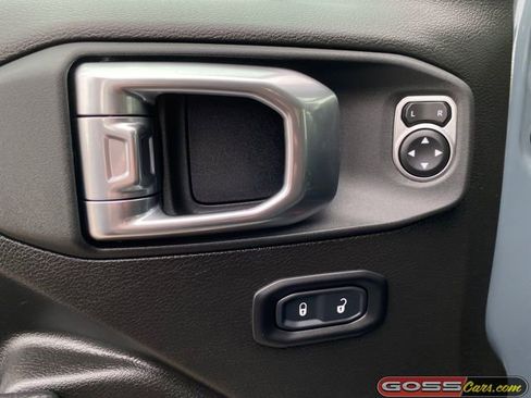 Certified 2026 Jeep Gladiator Rubicon AWD/4WD image 21
