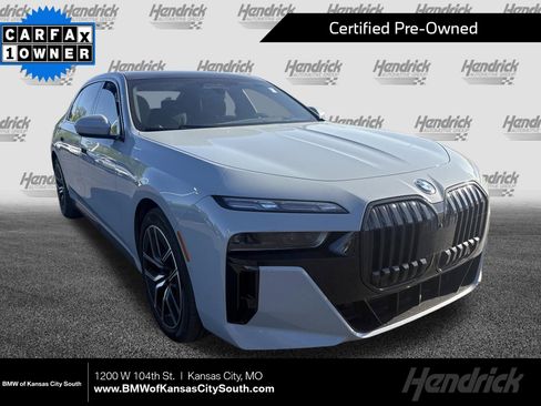 Certified 2023 BMW i7 xDrive60 w/ Executive Package 2 image 1