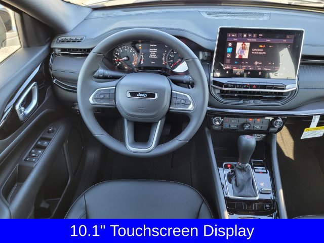 New 2026 Jeep Compass Latitude AWD/4WD image 10