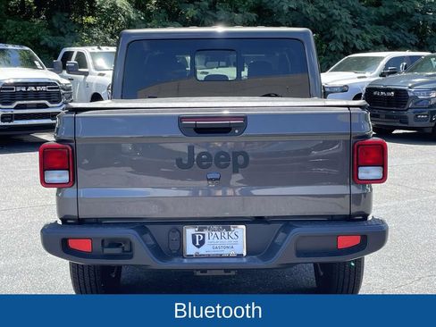 Used 2026 Jeep Gladiator Sport AWD/4WD image 7