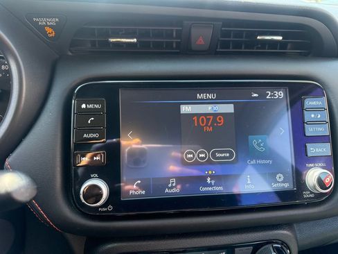 Used 2022 Nissan Kicks SR w/ Premium Package FWD image 34