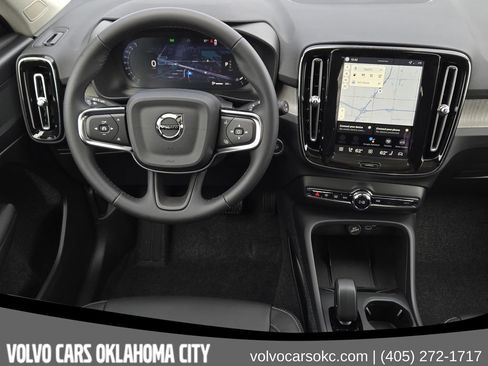 Used 2026 Volvo XC40 B5 Core w/ Protection Package Premier AWD/4WD image 27