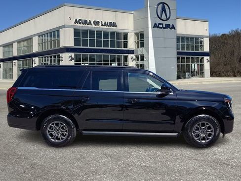 Used 2025 Ford Expedition Max Active AWD/4WD image 7