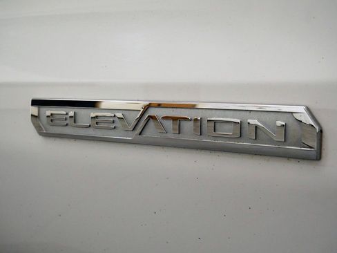 Used 2023 GMC Sierra 1500 Elevation AWD/4WD image 10