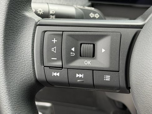Used 2026 Nissan Kicks S FWD image 11