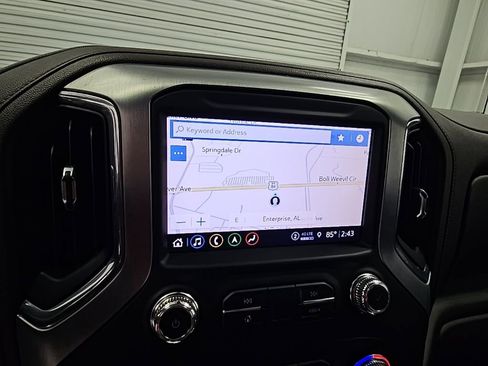 Used 2021 GMC Sierra 1500 SLT w/ SLT Premium Plus Package image 17