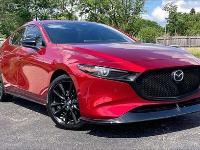 Used 2025 MAZDA MAZDA3 Hatchback w/Premium Plus Pkg
