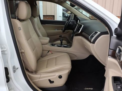 Used 2014 Jeep Grand Cherokee Limited AWD/4WD image 49