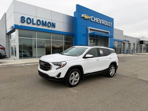 Used 2018 GMC Terrain SLE w/ Driver Convenience Package image 1