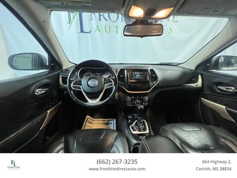 Used 2017 Jeep Cherokee Latitude w/ True North Edition AWD/4WD image 13