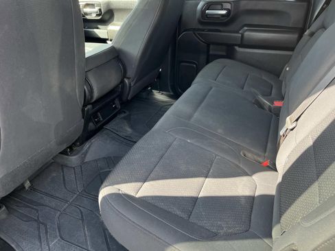 Used 2023 Chevrolet Silverado 2500 Custom w/ Custom Value Package image 18