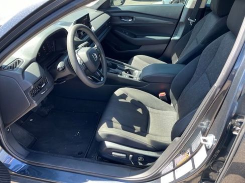 Used 2023 Honda Accord EX image 2