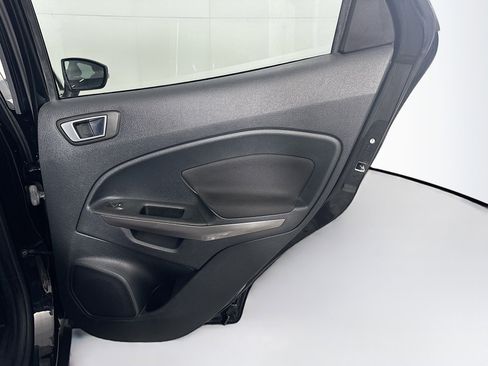 Used 2019 Ford EcoSport SE w/ SE Convenience Package image 30