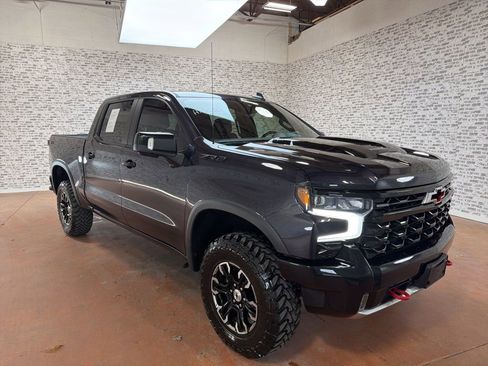 Used 2023 Chevrolet Silverado 1500 ZR2 w/ Technology Package image 1