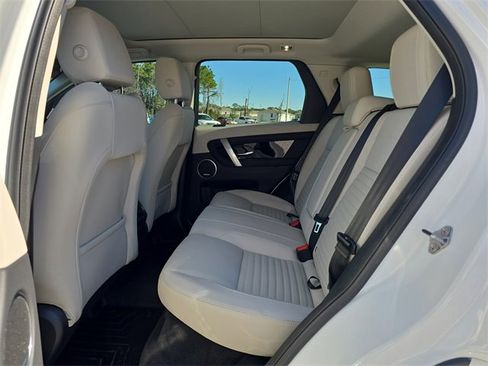 Used 2024 Land Rover Discovery Sport S image 13