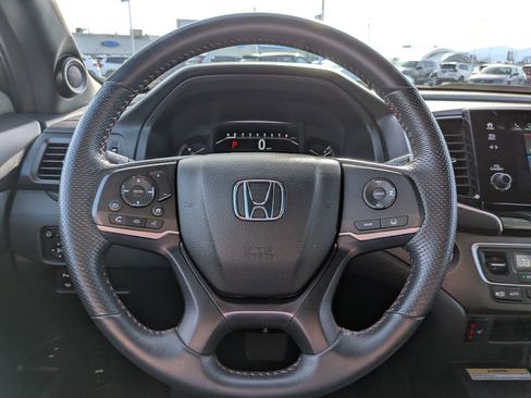 Used 2023 Honda Passport TrailSport image 18